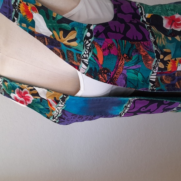 Vtg. Parrot head floral Vest Sz Medium - Picture 7 of 16